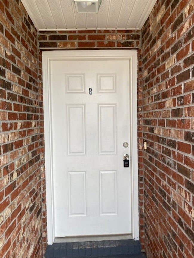 Photo - 35 Brunswick Ln Unit B