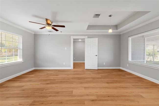 Photo - 1941 Lynnview Dr