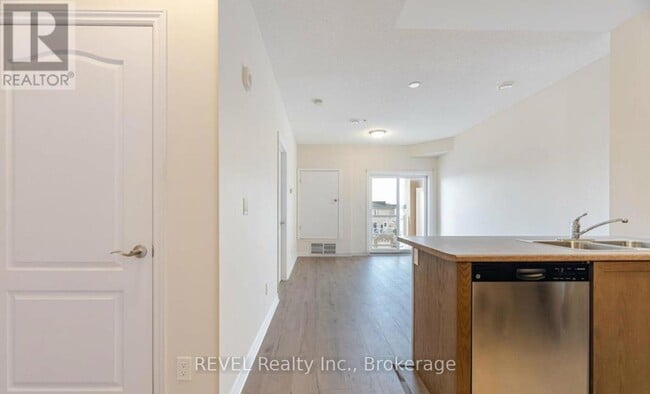 Photo - 1370 Costigan Rd Unit 311