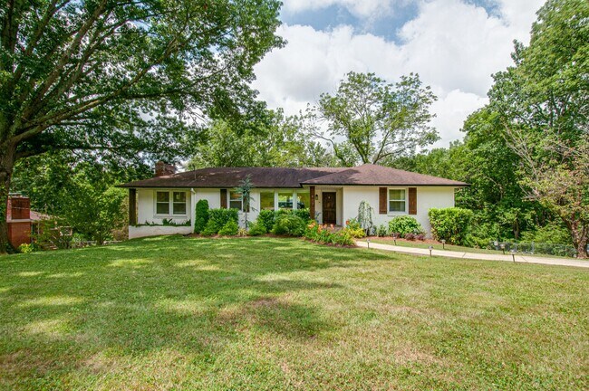Photo - 917 Deervale Dr House