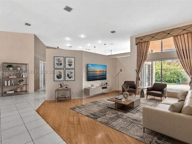 Photo - 11335 Lakeshore Dr