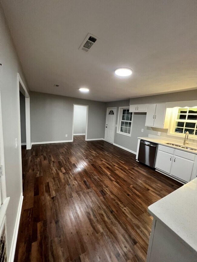 Photo - Renovated 3 Bedroom 1.5 Bath Home on 1.5 Acres!