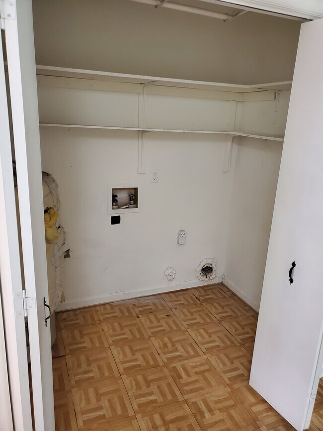 Photo - 15 Peach Row