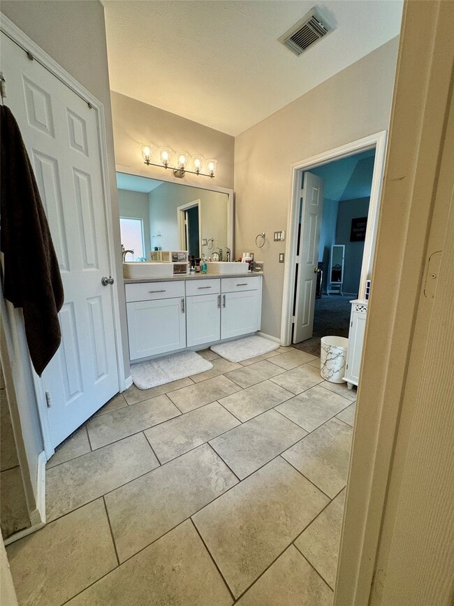 Photo - 3819 Teal Maple Ct