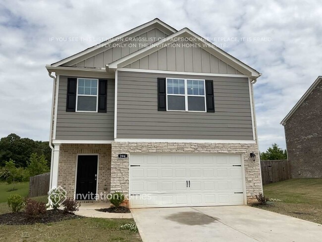 Building Photo - 204 Oliver Dr