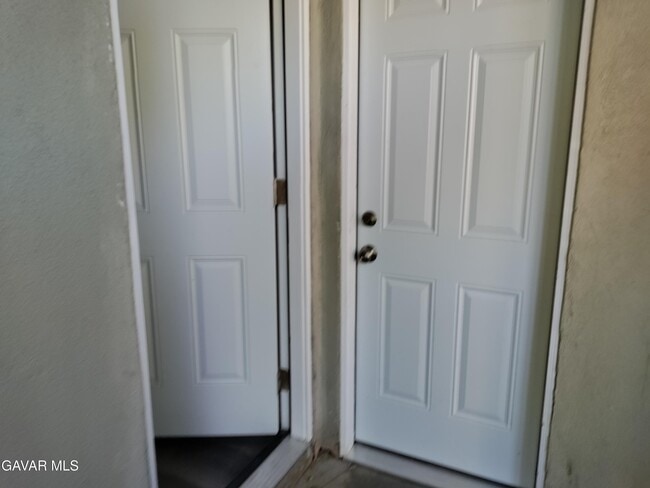 Photo - 1145 W Jackman St