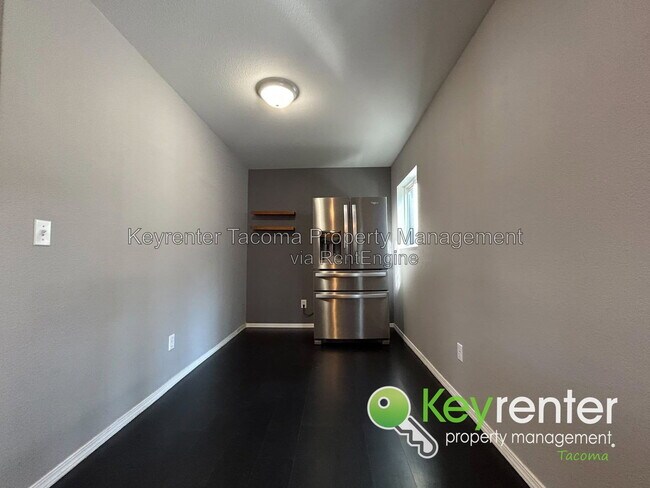 Photo - 221 Sunset Dr