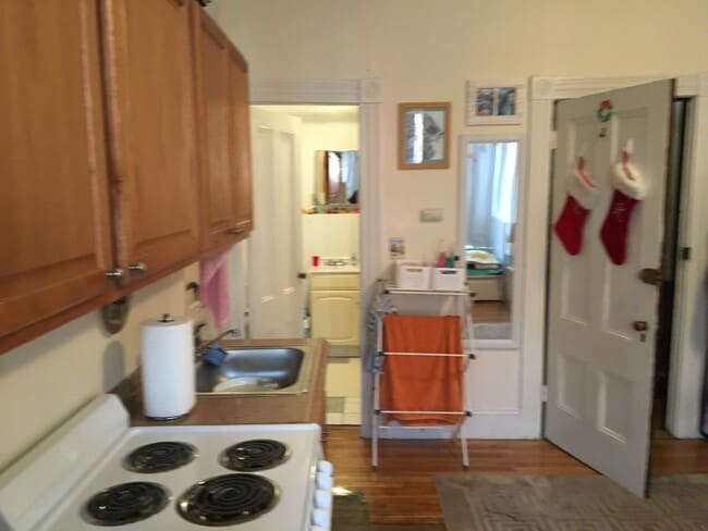 Building Photo - 22 Symphony Rd