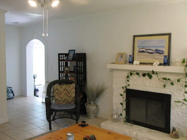 Photo - 3608 Knollwood Dr