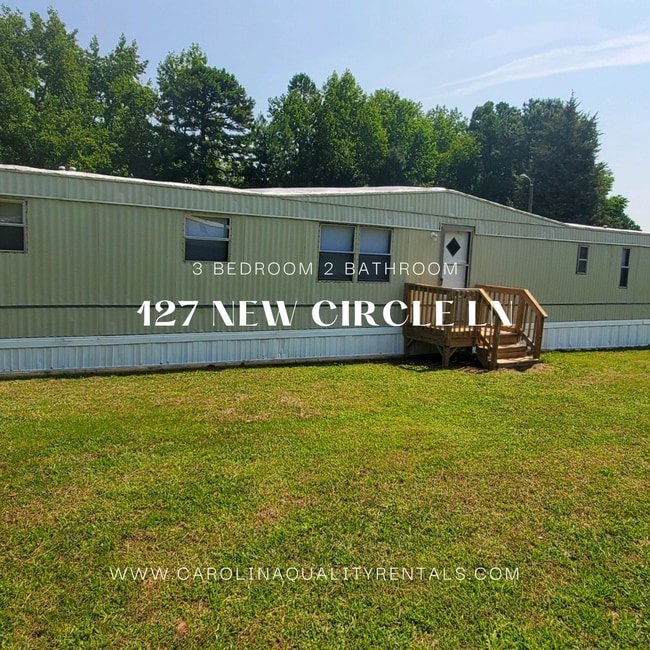 Building Photo - 3 bedroom 2 bath singlewide