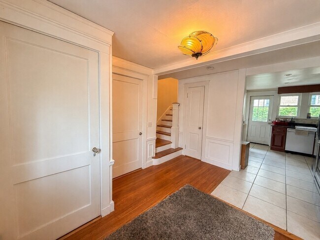Photo - 85 Fairbanks St