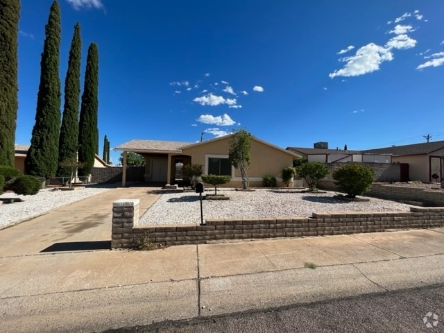 20 Witt - 20 Witt Dr Rental