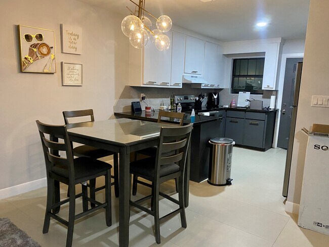 Photo - 204 S Ridge Ln Unit 4