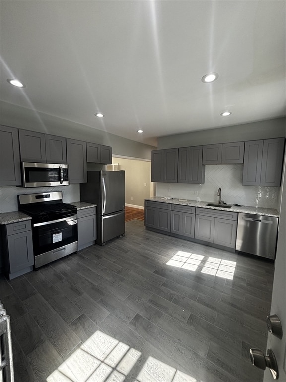 Building Photo - 33 Wolcott St