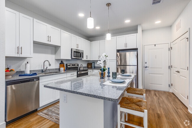 2 BR, 2 BA - 1,057SF - Kitchen