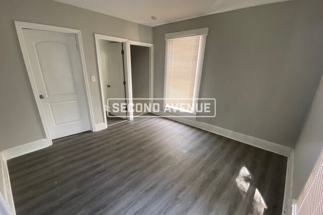 Photo - 4833 Greenwood Terrace