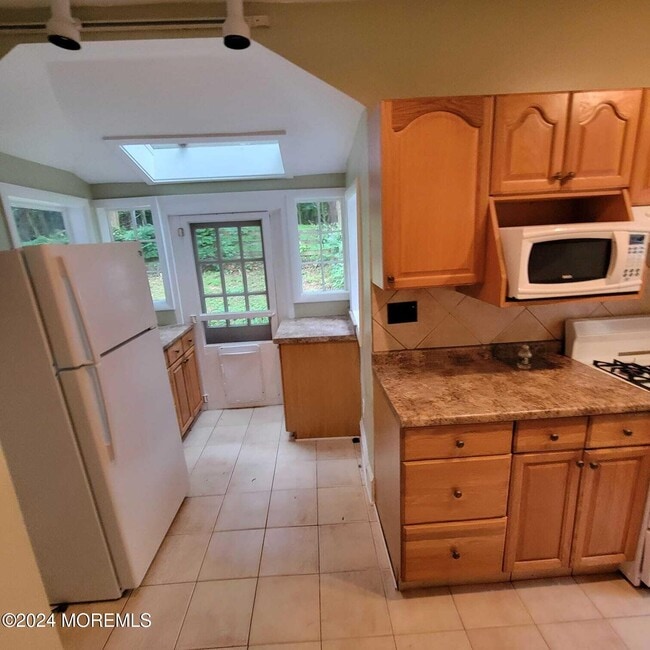 Photo - 63 Reids Hill Rd