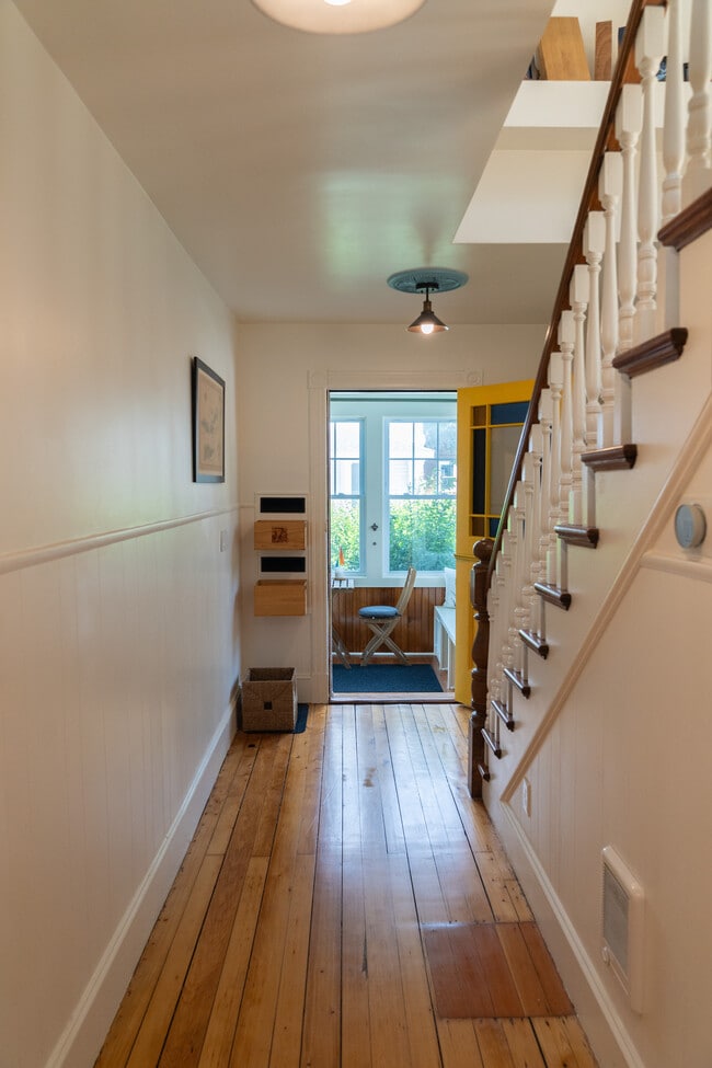 Front Hall Stair 2 - 9 Tyler St Unit 1