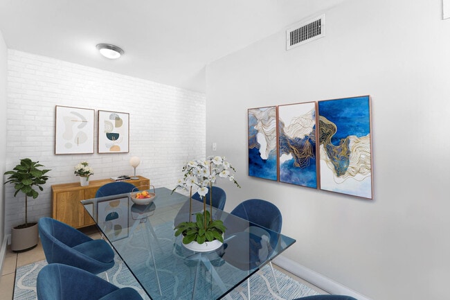 Photo - 12 NE 19th Ct Unidad 219A