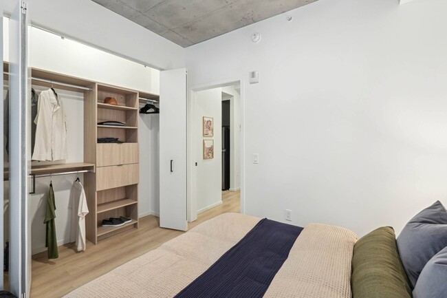 Velaris Living