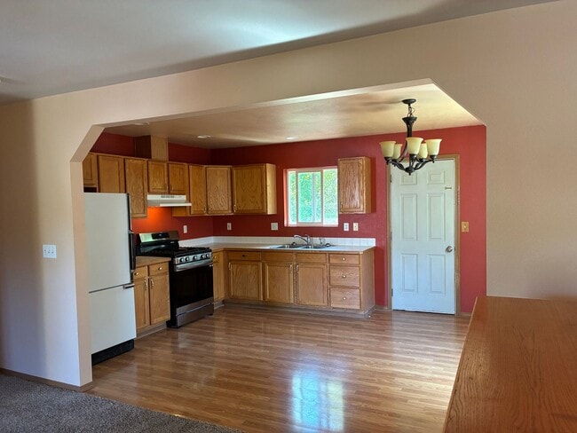 Photo - 2600 Arbor St