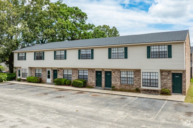 Oakridge Townhouses