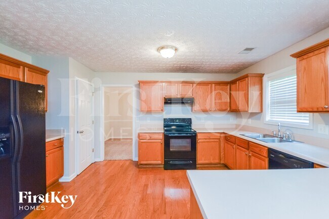 Photo - 6061 Fairington Farms Ln