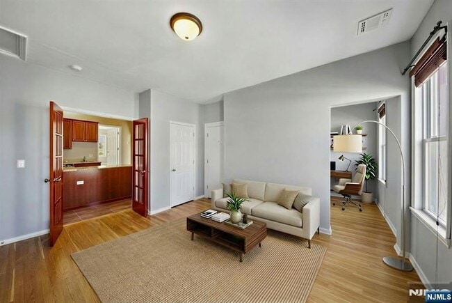 Photo - 364 New York Ave Unit 3