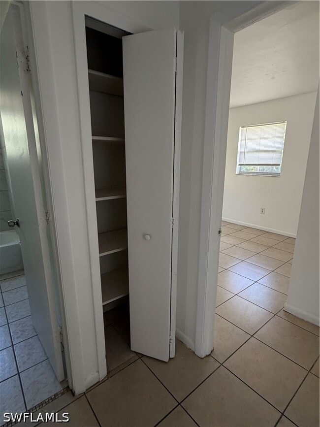 Photo - 709 SE 46th Ter