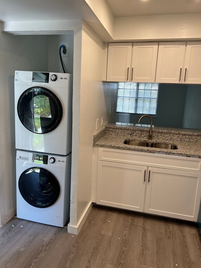 Palm Flats Apartments