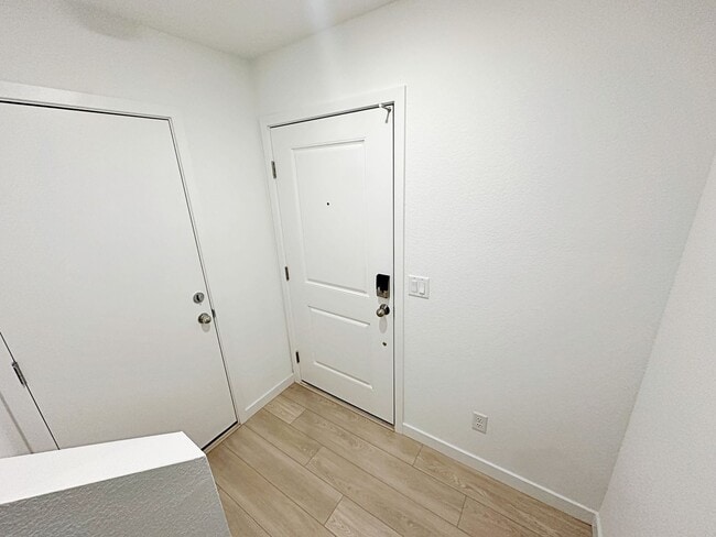 Photo - 1 WEEK FREE RENT! BRAND NEW BUILD! 2 BEDROOM TOWNHOME!