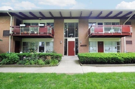 Building Photo - A two bedroom, one bath condo apartment lo...