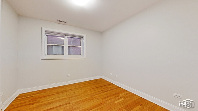 Photo - 1504 W Augusta Blvd Unit 1