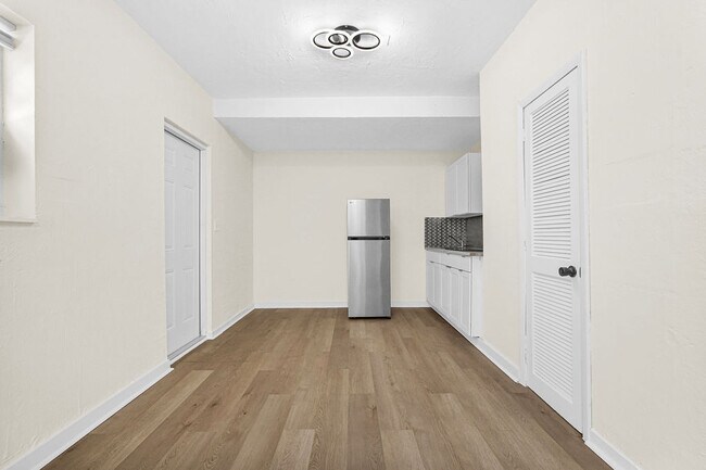 Photo - 47 NW 45th Ave Unidad 2