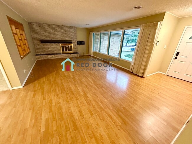 Photo - Charming 3 Bedroom, 2 Bath Home in a Beautiful Neighborhood