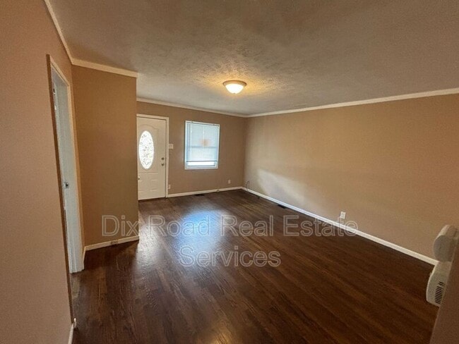 Photo - 93 Van Buren Dr