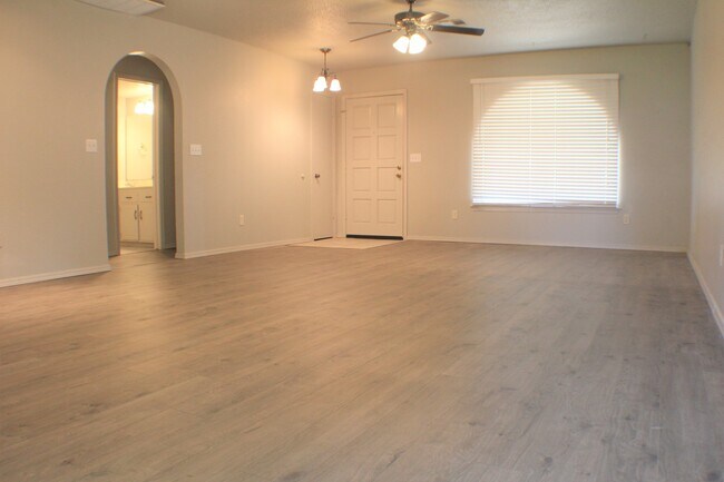 Photo - Charming Brick Home with Modern Comforts!