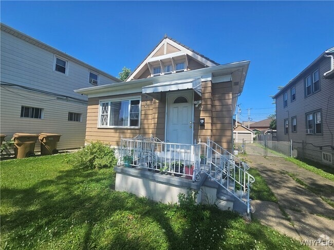 Building Photo - 47 St James Rd Rental