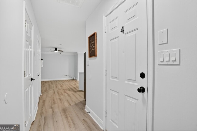 Photo - 312 Louise Ln Unidad B