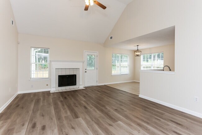 Photo - 402 Lafayette St