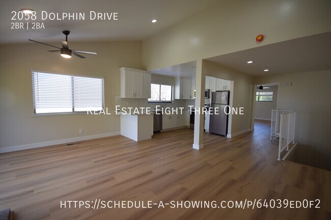 2058 Dolphin Dr