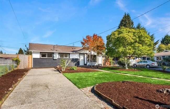 Photo - 3600 NE 9th St