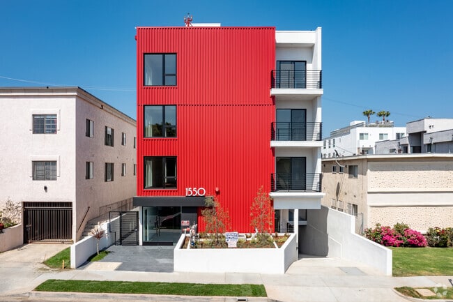 Lido Apartments - 1550 Brockton Ave