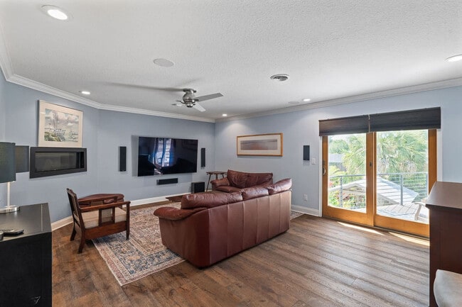 Photo - 430 Arricola Ave Apartment Unit ID1281991P