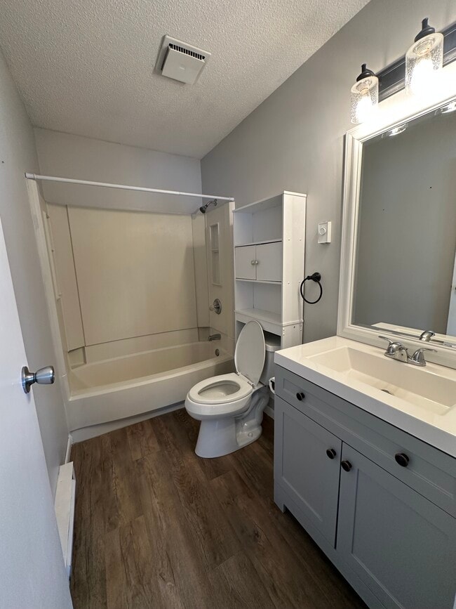 Photo - 3333 Mahoney Dr Unit 3333