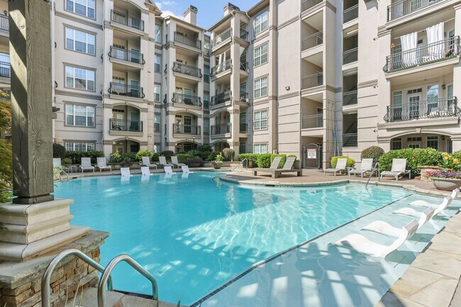 Avana Uptown apartments — community photo