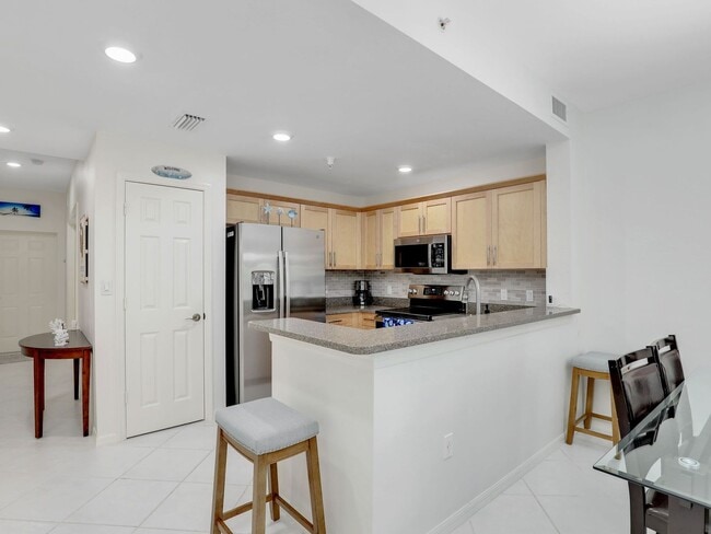 Photo - Seasonal 3-Bed First Floor Condo Rental in the Heart of Naples