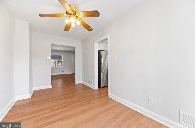 Photo - 130 Kingston Rd