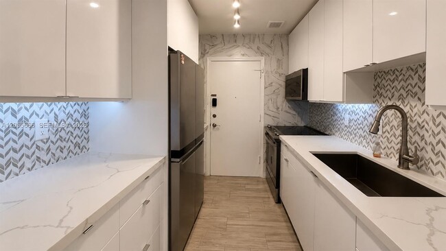 Photo - 2260 NE 67th St Unit 1705
