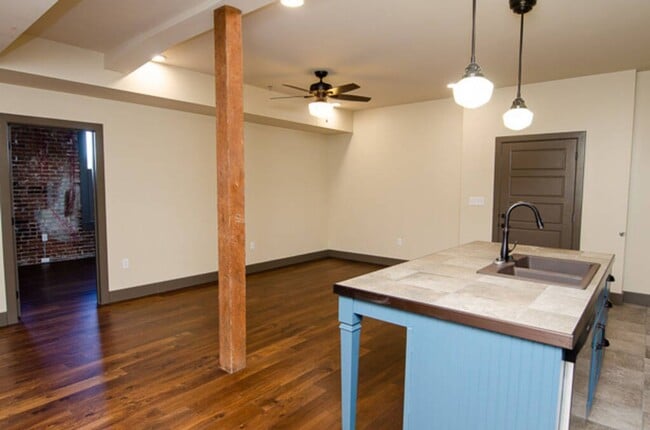 Photo - C Street Loft Available Mid August Unit 3B